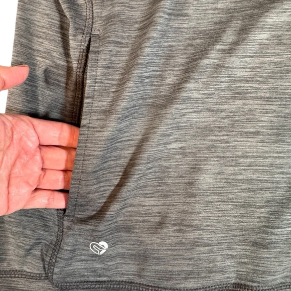 Iowa State Cyclones Colosseum Womens Hooded Pullover Long Sleeve Size Medium - Picture 13 of 16